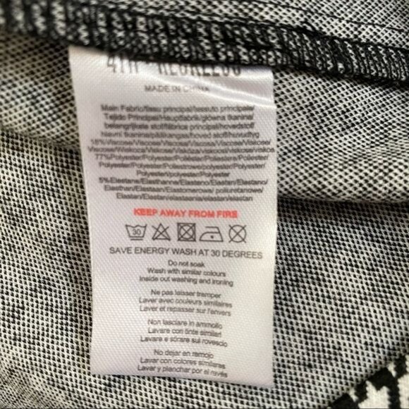 ASOS 4th + Reckless Wrapover Asymmetric Skirt Size 6 NWT - Picture 9 of 10